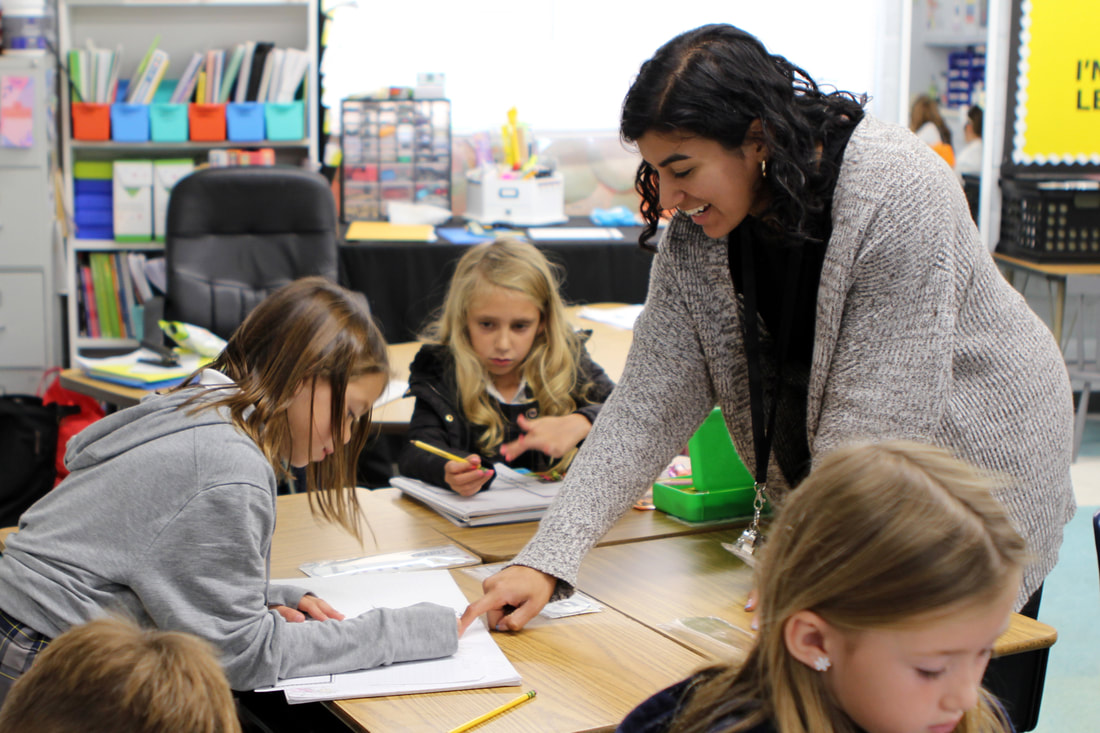 较低的小学 Tour